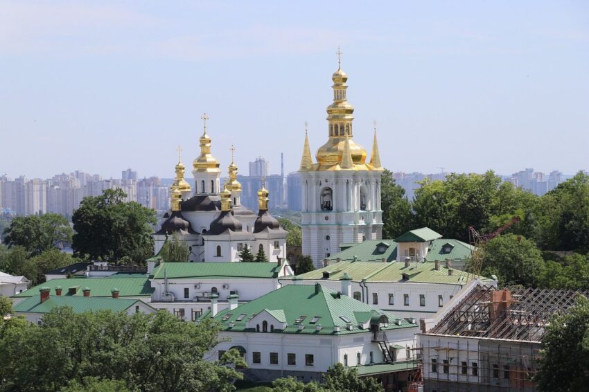 ПРОПИСКА НА 1 МІСЯЦЬ У КИЄВІ: ОФІЦІЙНА РЕЄСТРАЦІЯ З RESIDENCY GROUP